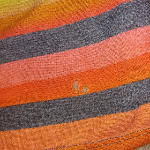 Shirt - Picture 4 of 4